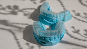 Invisalign vs Braces_ Which One is Right for You_