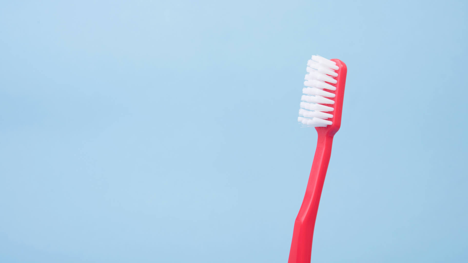 Read more about the article When Should You Replace Your Toothbrush?